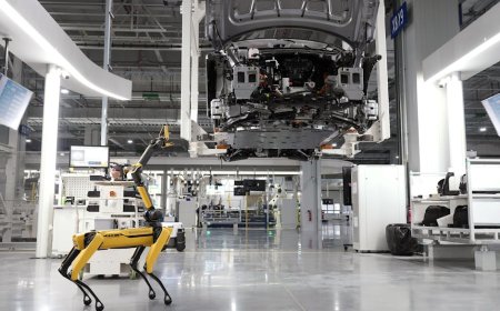 Rusia Pakai Robot AI Percepat Produksi Su 57