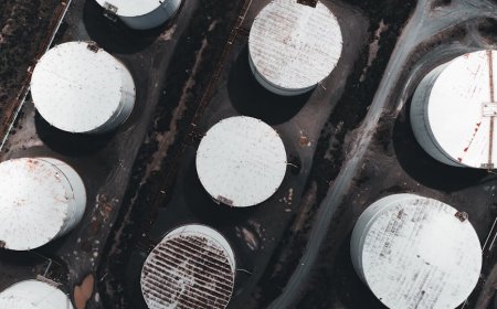 Stok Minyak AS Turun Iran Memicu Gejolak Pasar Energi EIA