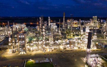 Laba Petrobras Turun Meski Harga Minyak Naik Kapan Dampaknya Terasa