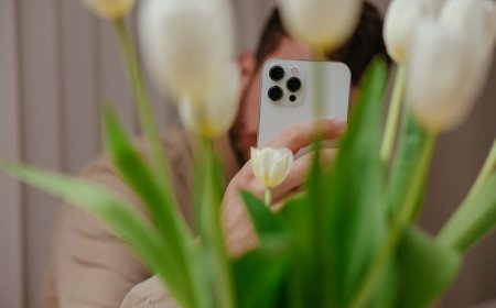 Cara Ambil Foto iPhone Bagus Pakai AirPods