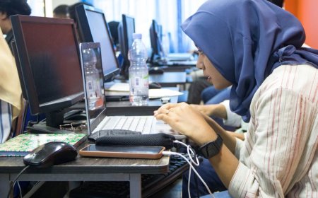 Kemnaker Siapkan Pelatihan AI untuk 3100 Pemuda Padang