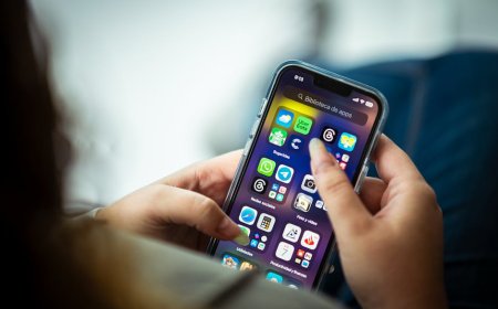 Jejak Digital Tokoh Publik dan Dampaknya bagi Publik