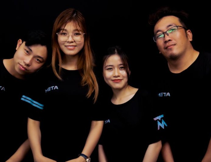 Kacamata Pintar Meta: Menguak Skandal Privasi Pengguna dan Pemecatan Pekerja