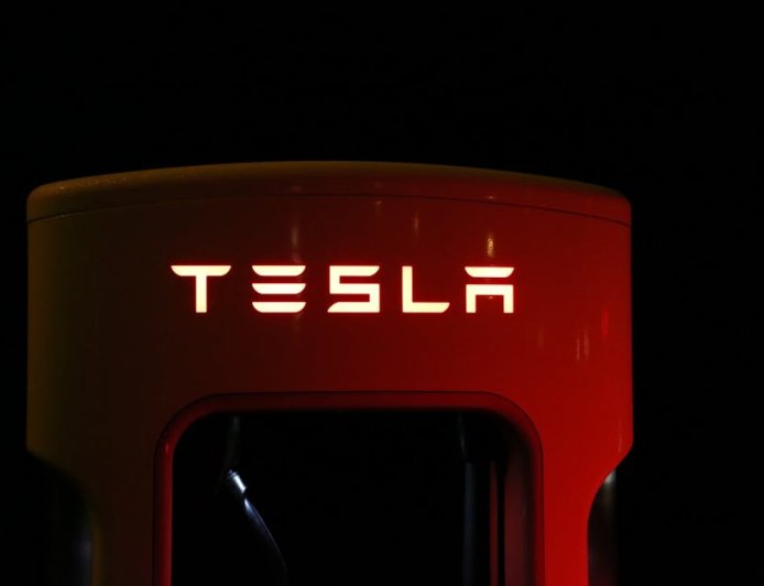 Nilai Kompensasi Tesla Elon Musk Capai 158 Miliar Dolar