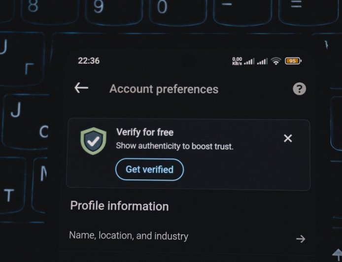Spotify Perkenalkan Lencana Verified untuk Bedakan Artis Manusia dari AI