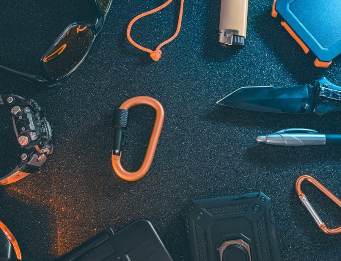 Siap Bertualang? 14 Alat Terbaru Ini Bikin Petualangan Outdoor Makin Aman