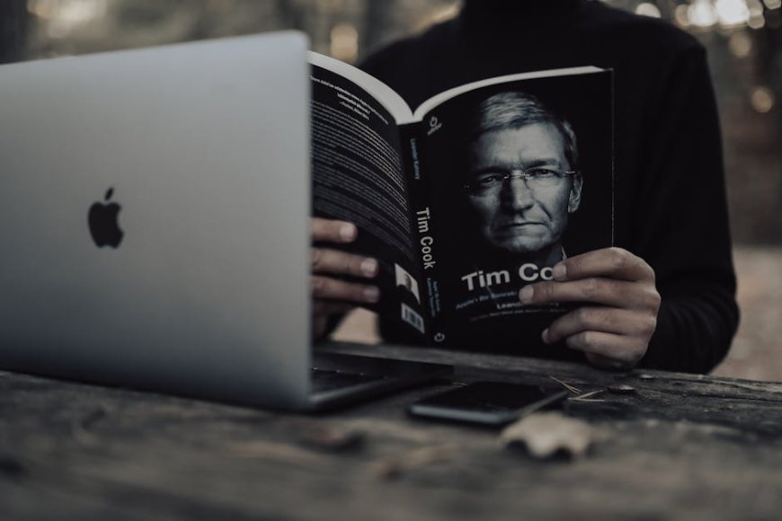 Permintaan iPhone Melonjak Luar Biasa, Tim Cook Bersiap Mundur