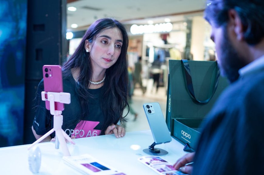 Pameran Smartphone Blibli di Margo City Saat THR Gadget AI dan 5G