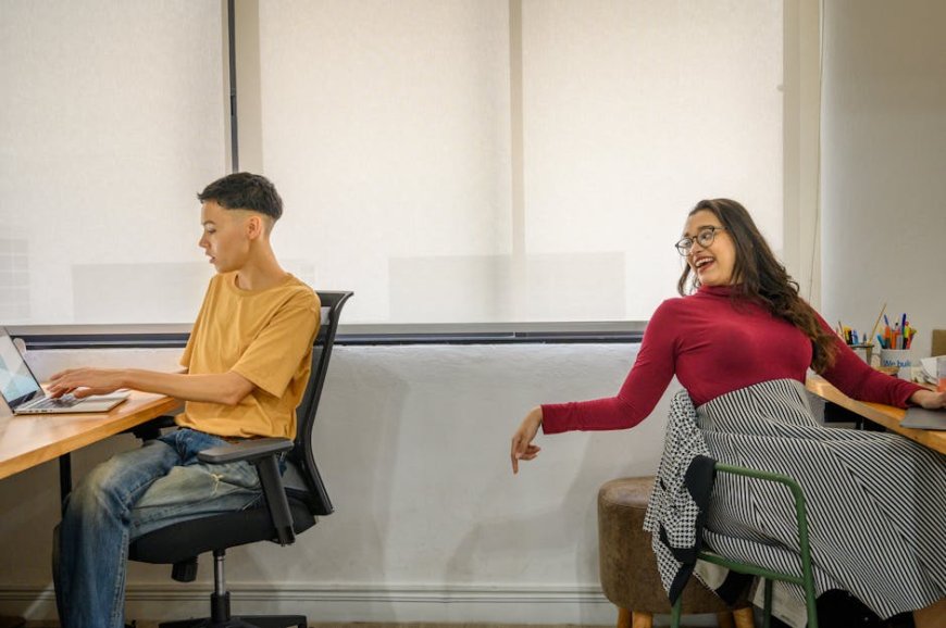 Mengapa Rekan Kerja Tiba-tiba Dingin di Kantor? Pahami dan Atasi