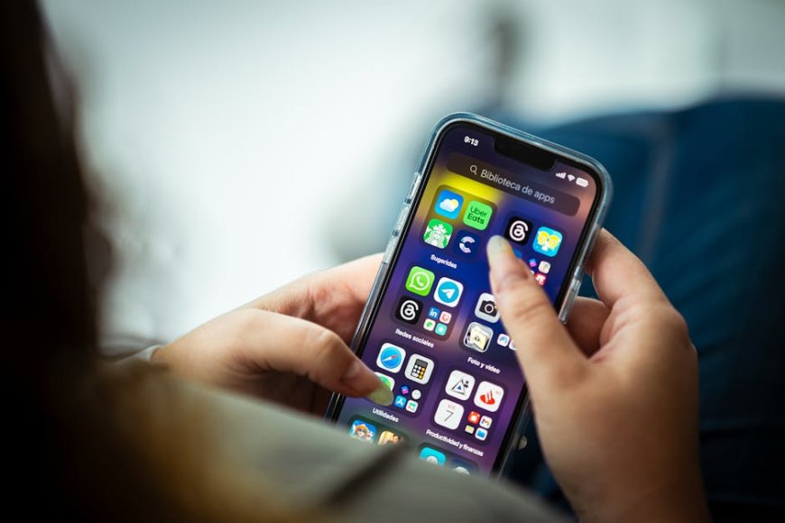 Jejak Digital Tokoh Publik dan Dampaknya bagi Publik