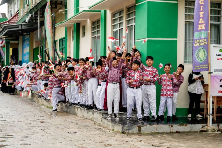Safari Politik Jokowi di Lampung, Proyeksi Masa Depan PSI Menuju 2029