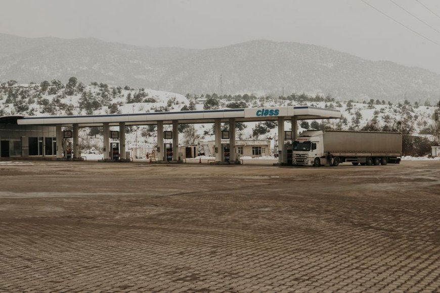 Antrean Solar Subsidi Mengular, Logistik Terancam di Tengah Pembatasan